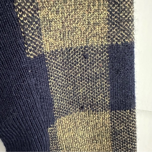 Buffalo check sweater jacket - academia preppy old money aesthetic - Picture 3 of 10